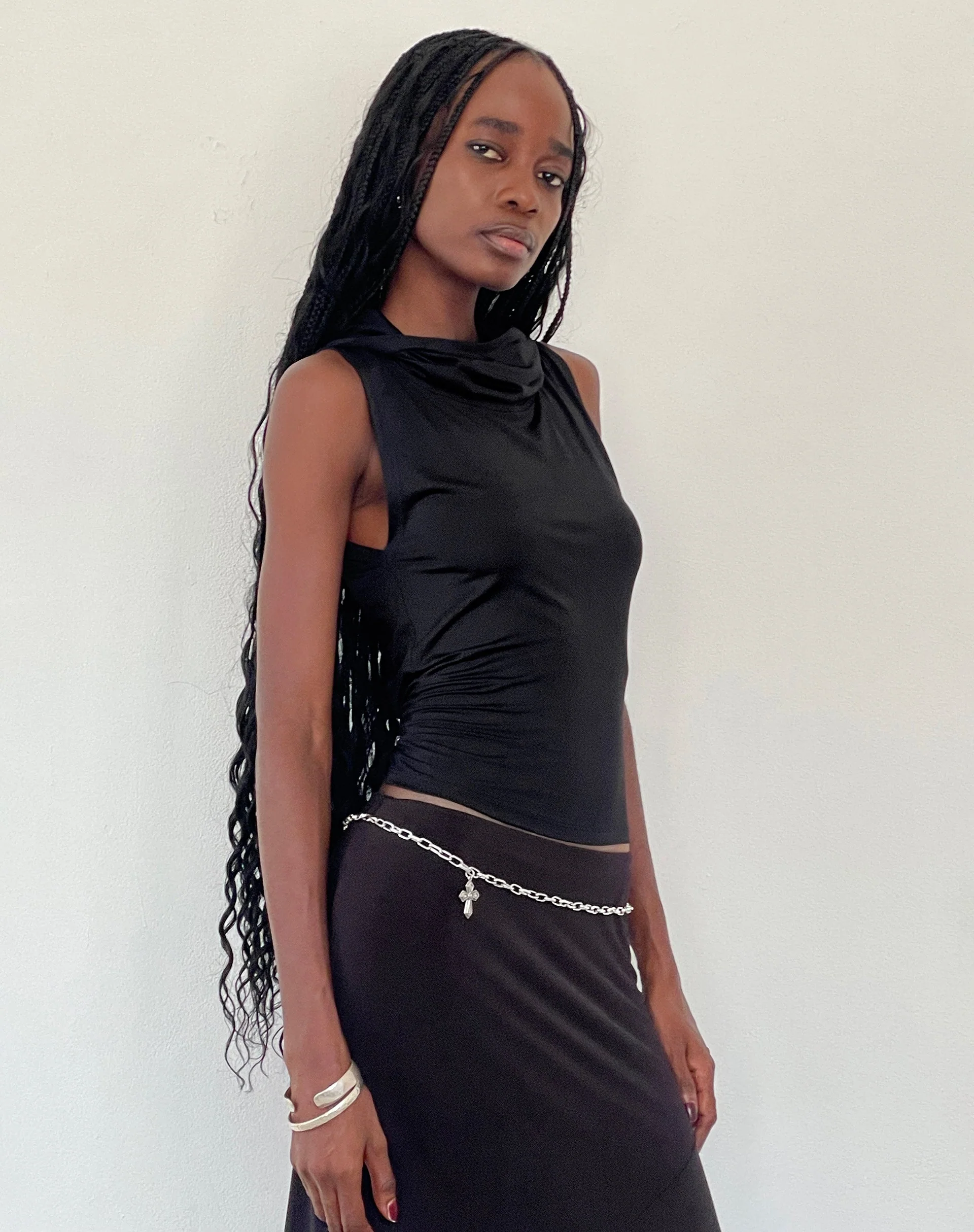 TAPIA HOODED TANK TOP BLACK 1