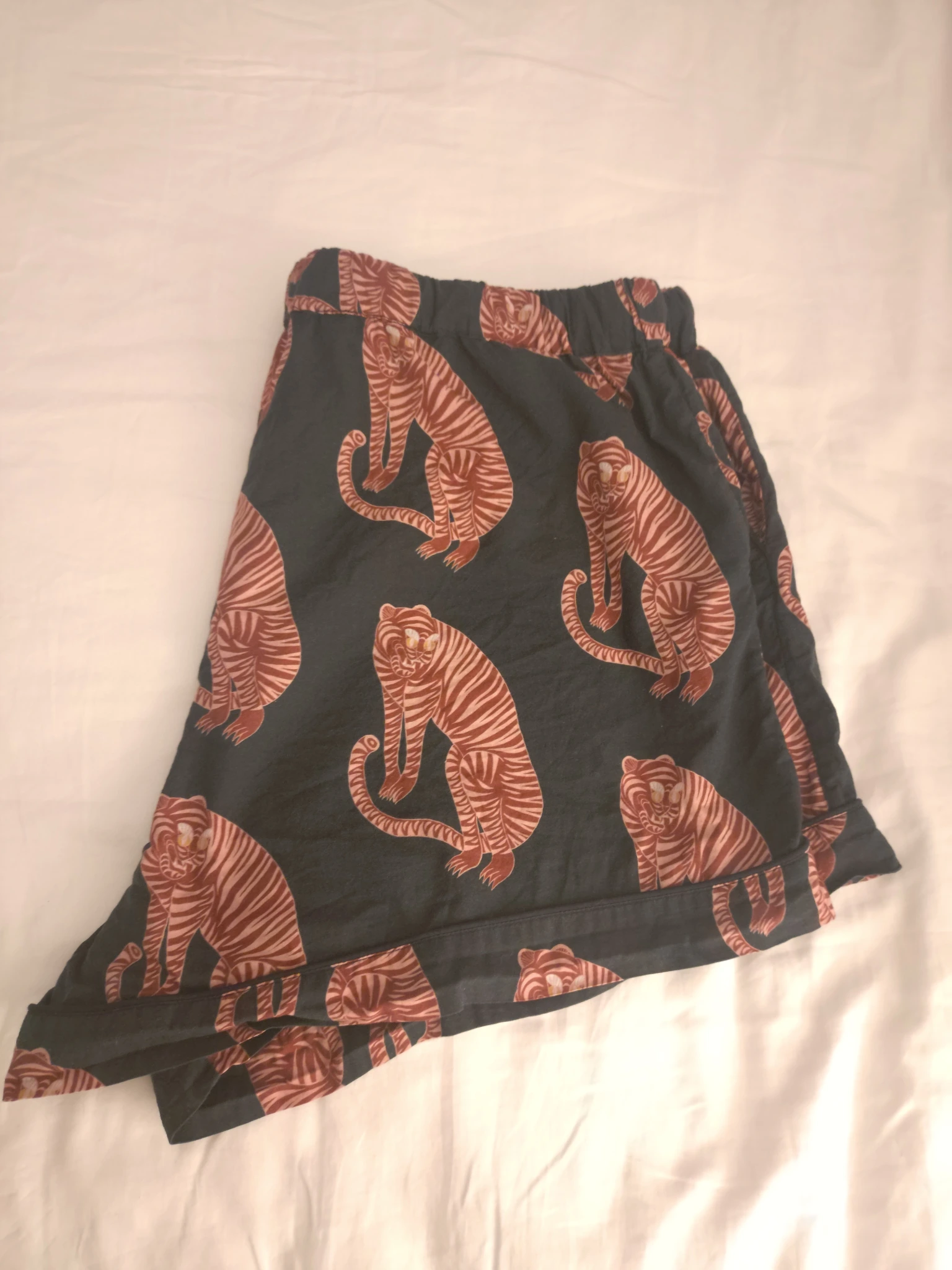 Shorts Sansindo Tiger Navy Pink