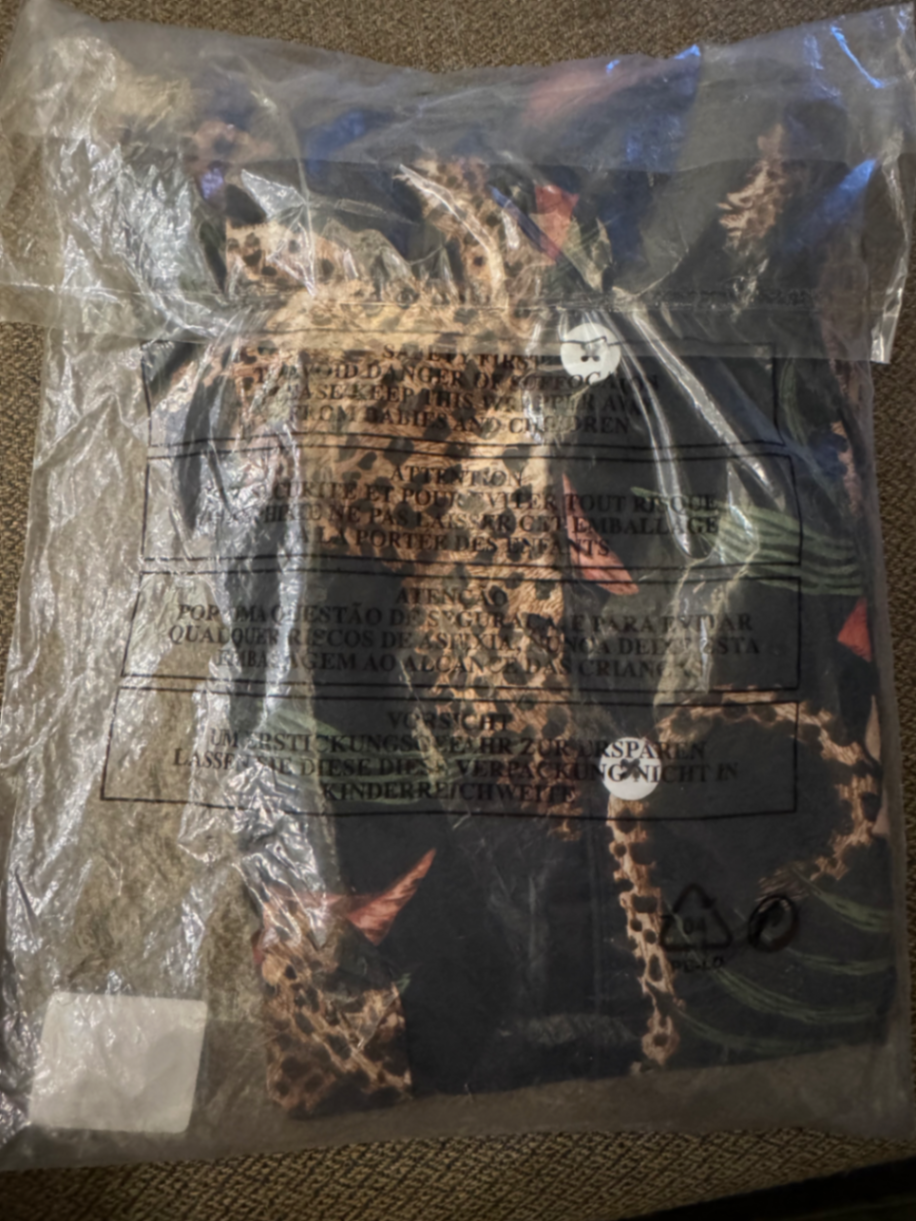 Soleia Brand New Long Sleeve Top and Bottoms Set. 