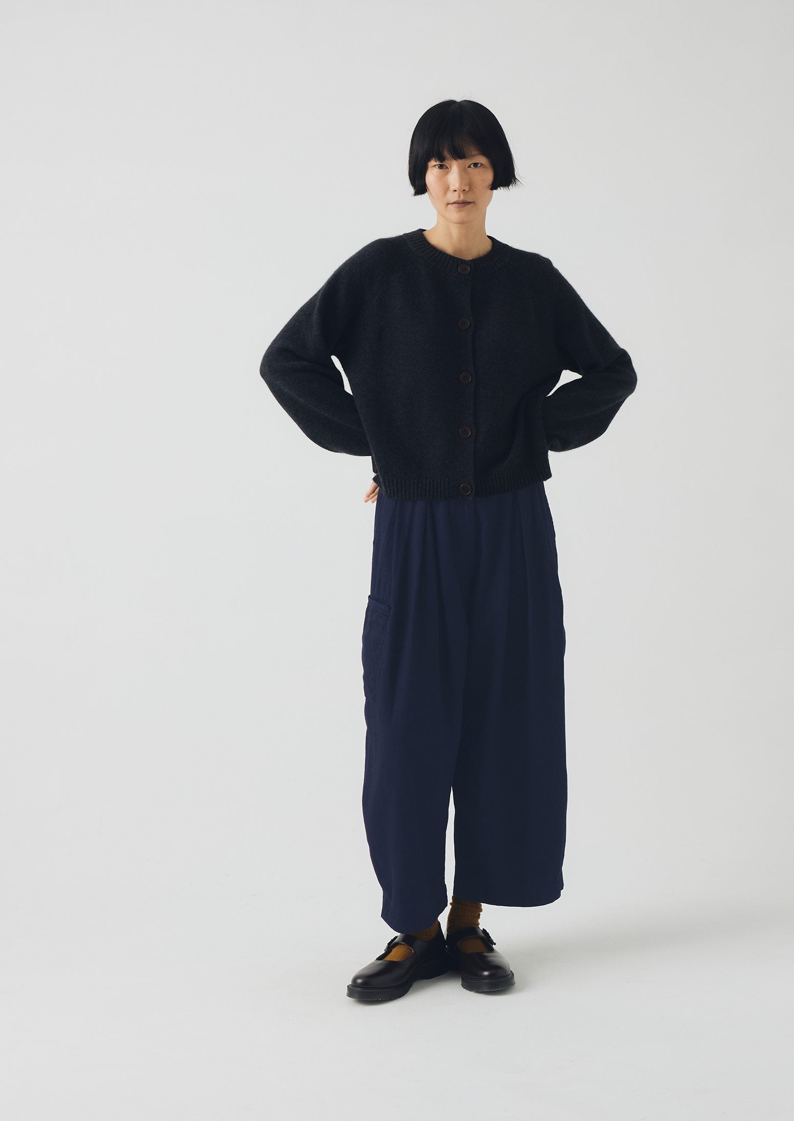 Eden Wool Cashmere Raglan Cardigan - Charcoal