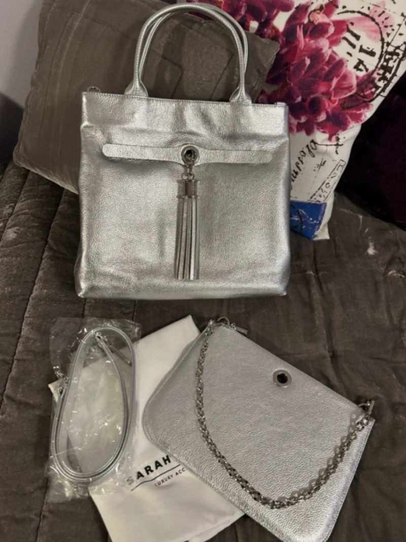 Dahlia - Limited Edition Metallic Silver - Silver HW