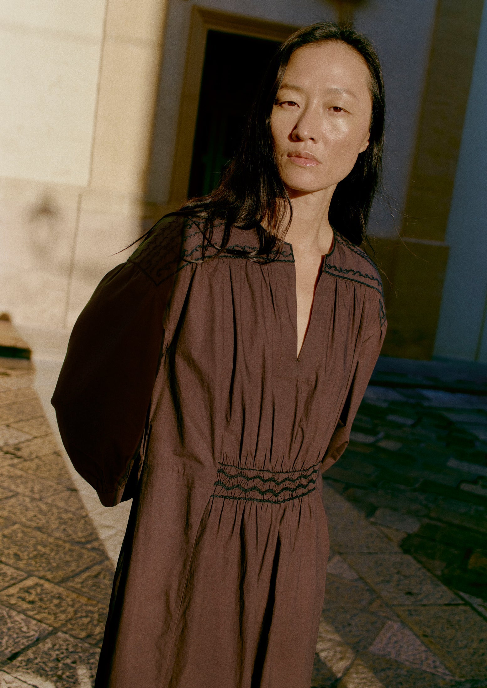 Contrast Smocked Cotton Dress - Black Walnut