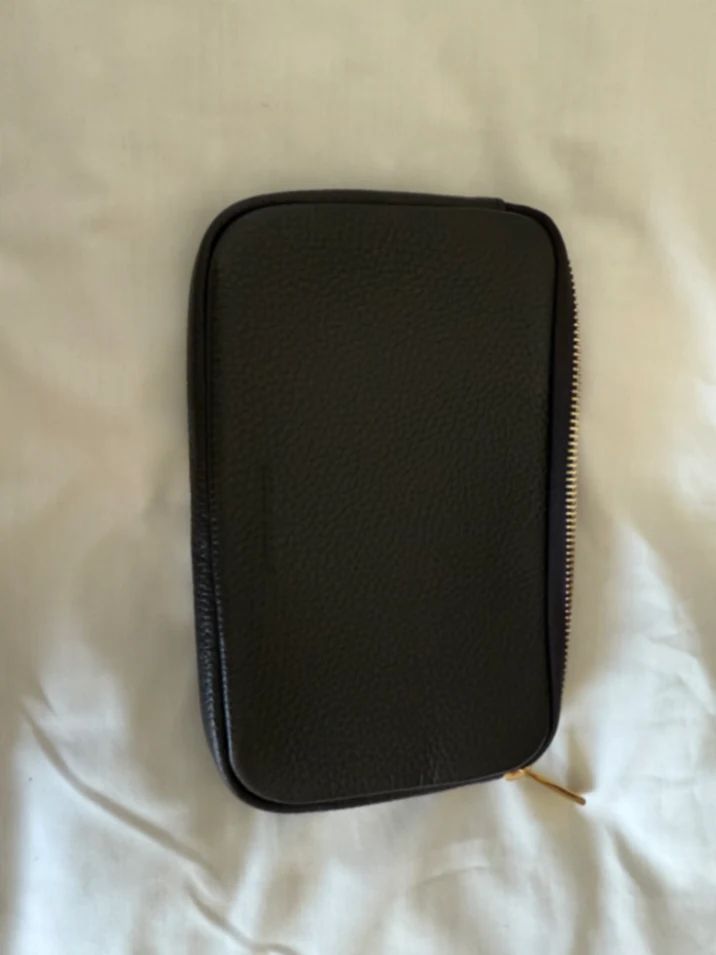 Millie Pouch - Gold / Black