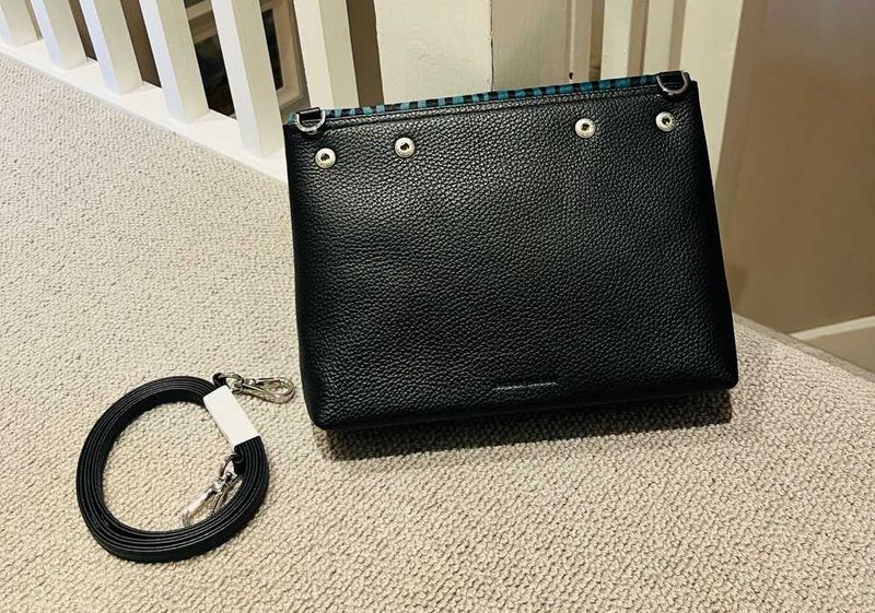 Jasmine Crossbody - Textured