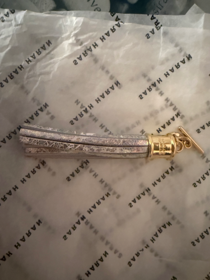 Capsule Tassel - Textured - Gold / White Cosmic