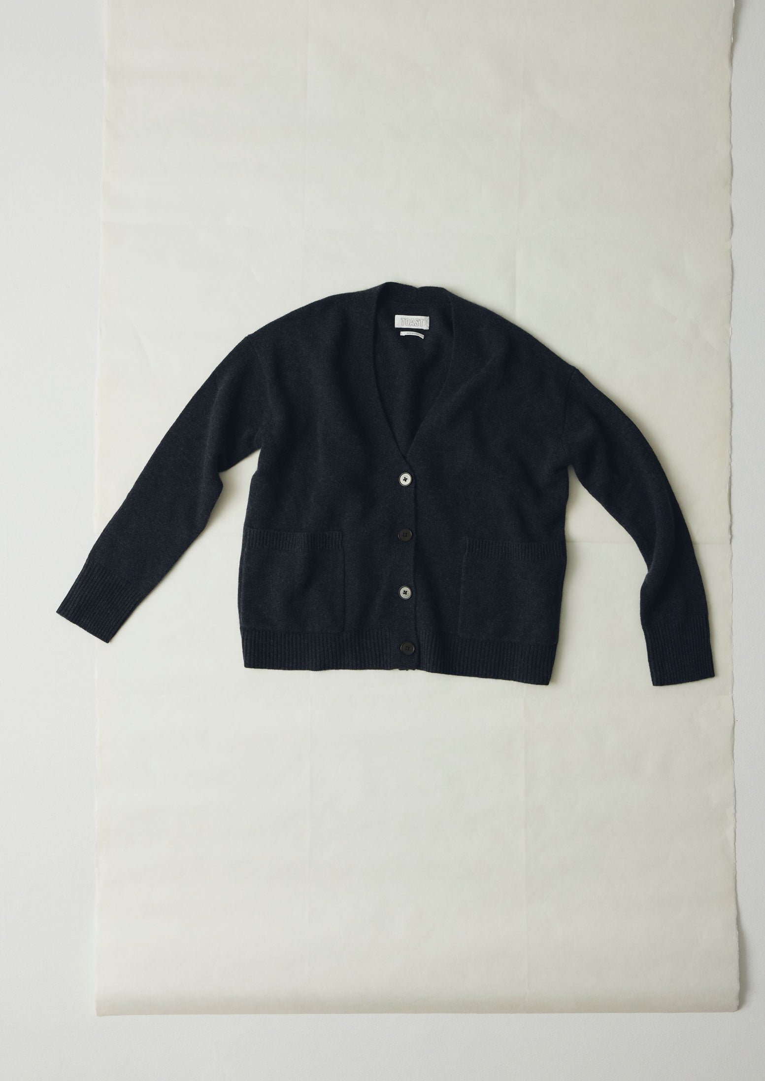 Ffion Wool Cashmere Boxy Cardigan - Charcoal